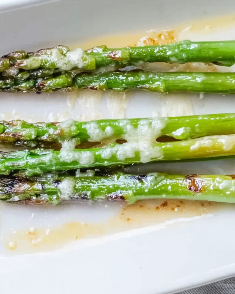 Grüner Spargel im Backofen - mit Parmesan überbacken