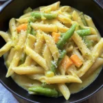 Pasta mit Gemüse in einer Käse Sahne Soße