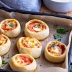 Pizzabrötchen ohne Hefe (schnell & einfach selber machen)